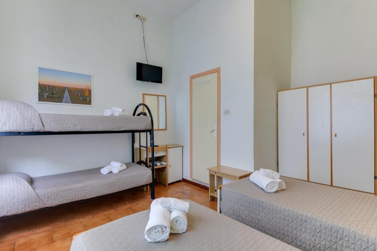 Hotel Villa Merope Rimini Ngoại thất bức ảnh