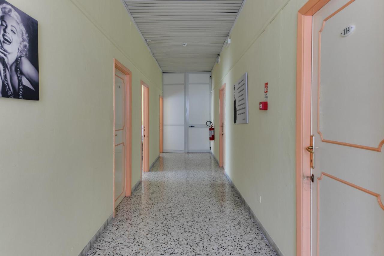 Hotel Villa Merope Rimini Ngoại thất bức ảnh