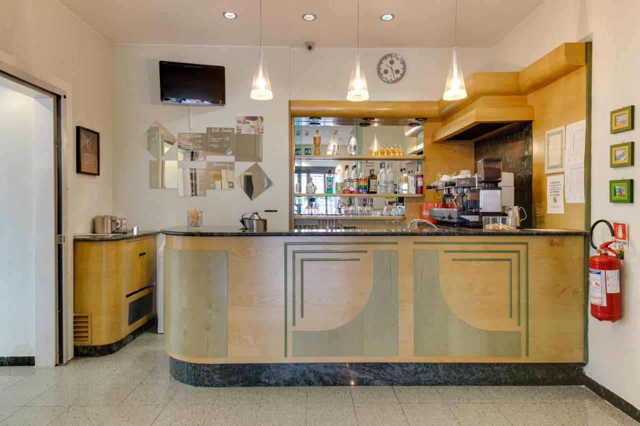 Hotel Villa Merope Rimini Ngoại thất bức ảnh