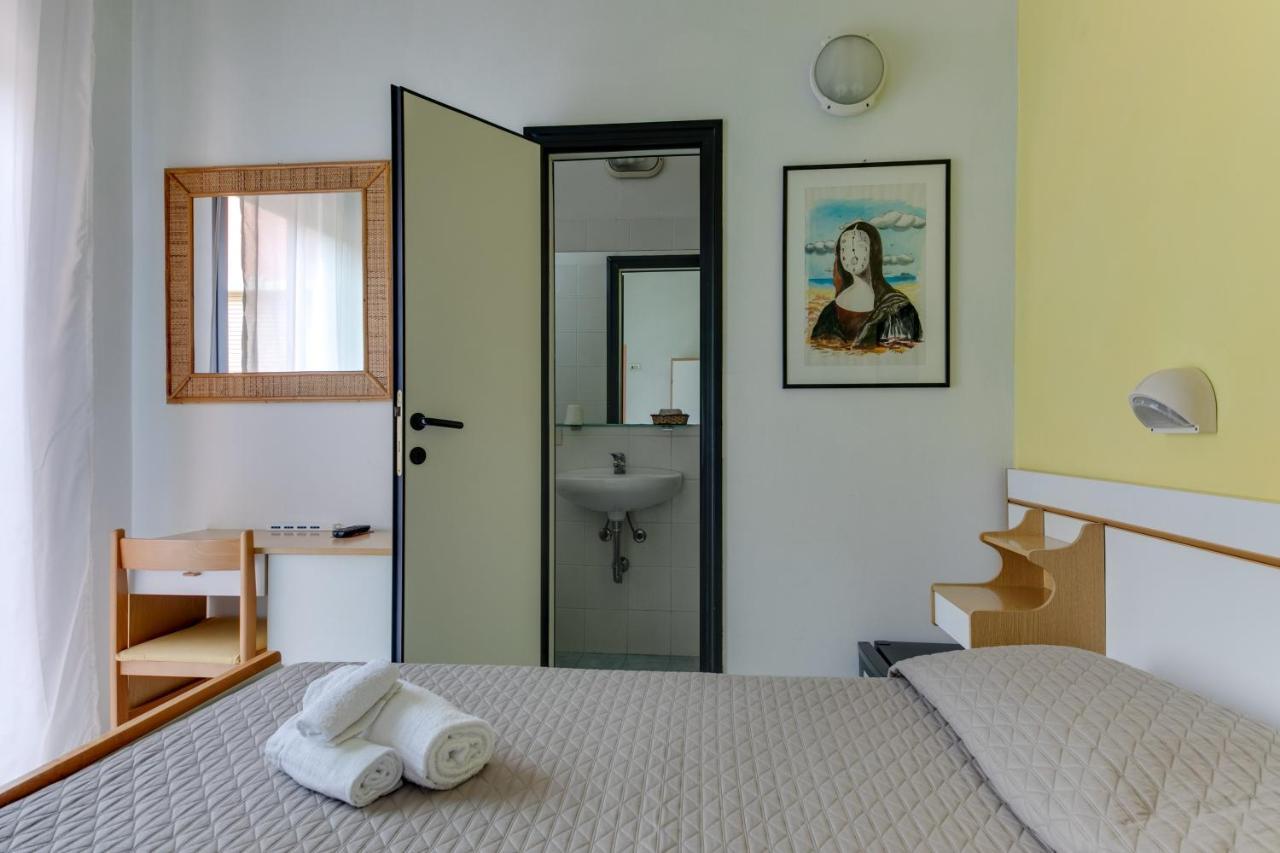 Hotel Villa Merope Rimini Ngoại thất bức ảnh