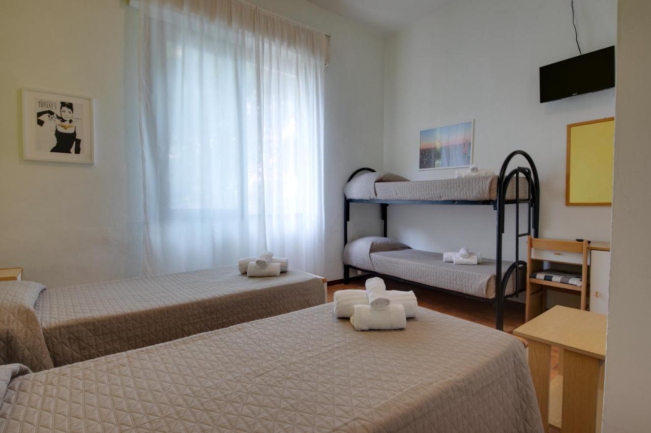 Hotel Villa Merope Rimini Ngoại thất bức ảnh