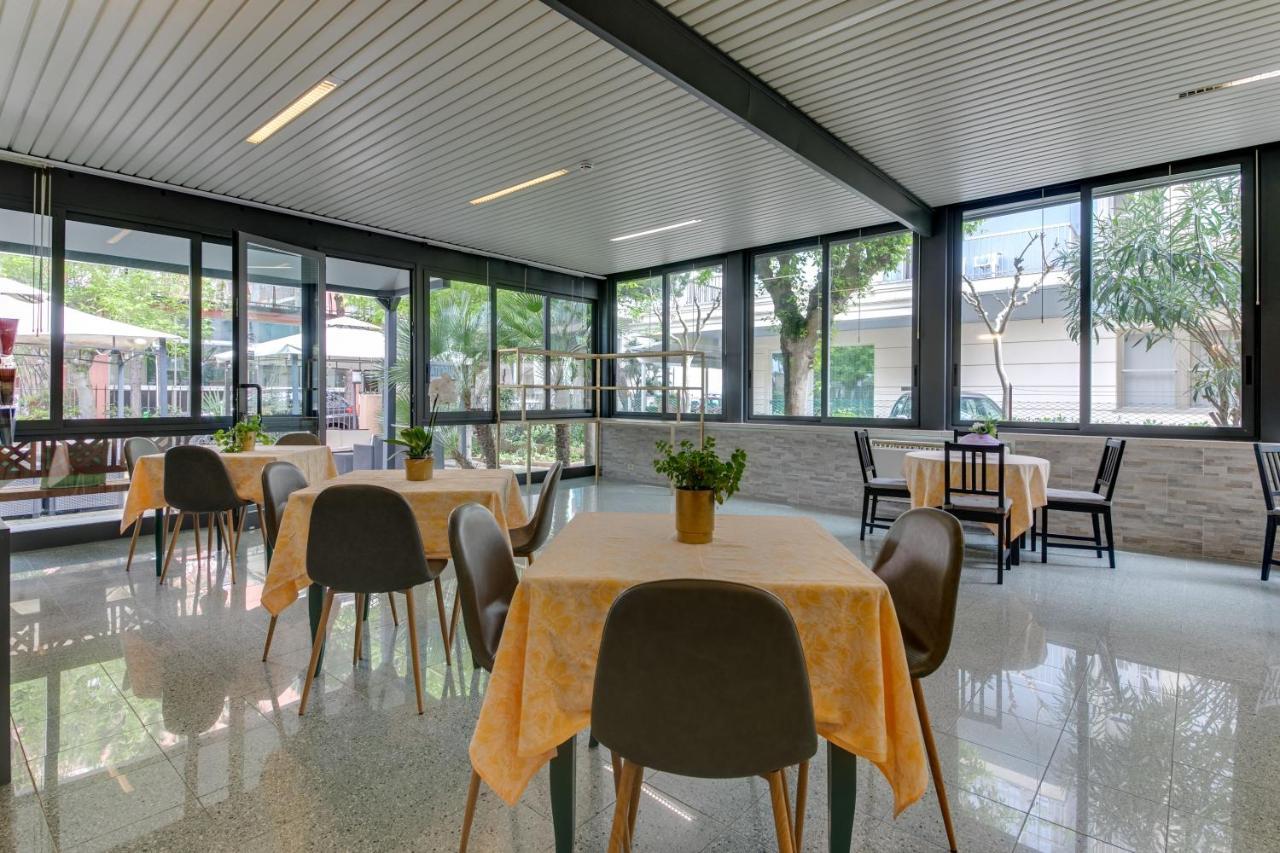Hotel Villa Merope Rimini Ngoại thất bức ảnh